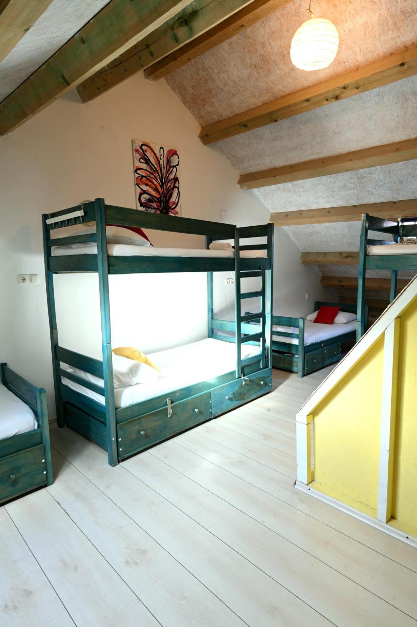White Rabbit Hostel Hvar Town Extérieur photo